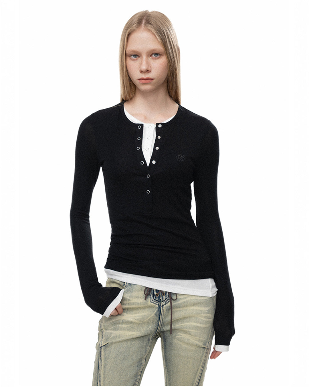 OFFSOUL ヨーロピアン&アメリカンホットガールズスリムフィット&スリムフェイクツーピースエンブロイダリートップス秋/冬用厚手ヘンリーネック長袖Tシャツ女性用 NOCTONE