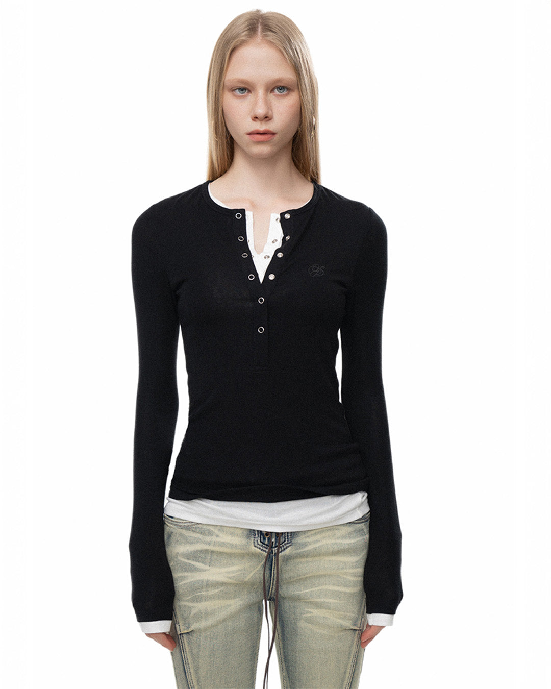 OFFSOUL ヨーロピアン&アメリカンホットガールズスリムフィット&スリムフェイクツーピースエンブロイダリートップス秋/冬用厚手ヘンリーネック長袖Tシャツ女性用 NOCTONE