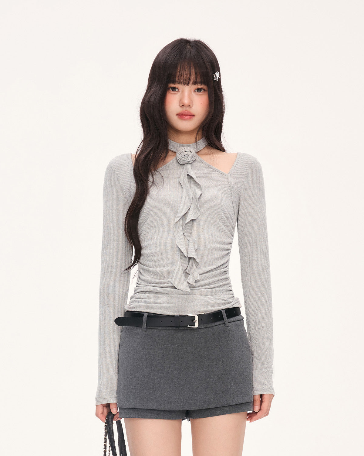 weekendhub デザインスリムロングスリーブトップス女性用 2025年新作スタイリッシュスリムユニークトップス秋シングルウェア用 NOCTONE