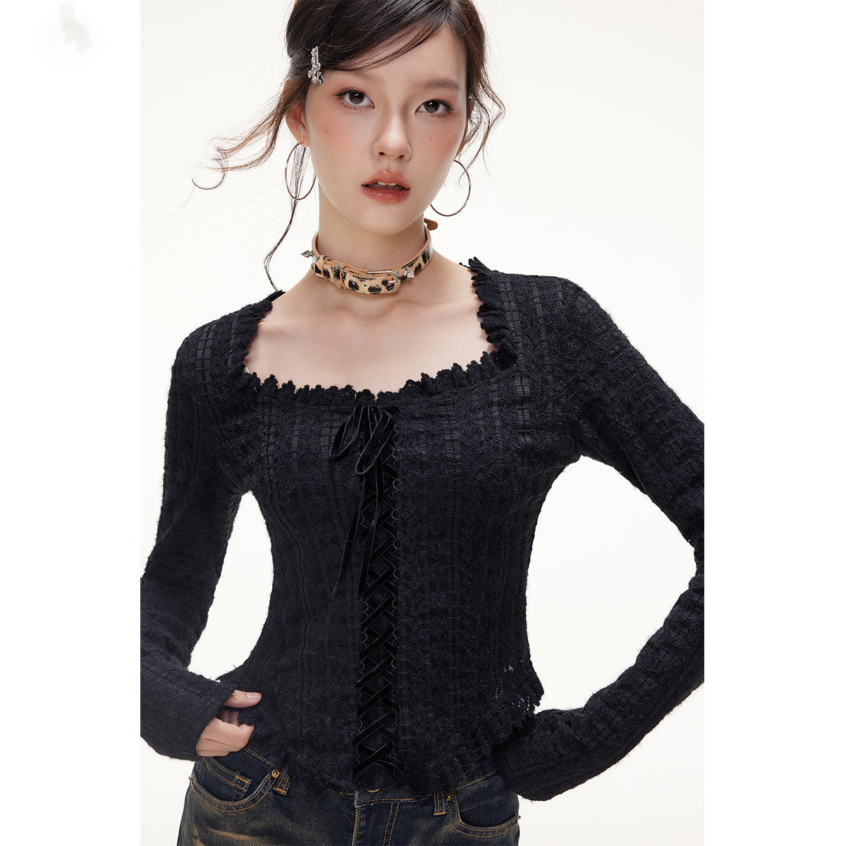 iMone 冬新作ベルベットストラップ起毛立体スエードレーススクエアネック Tシャツショートトップ NOCTONE