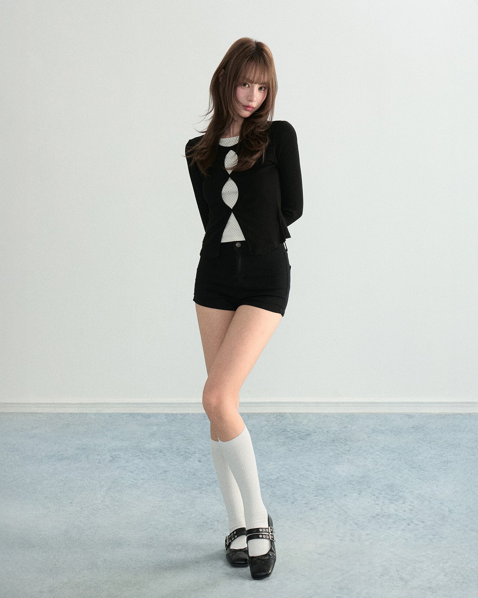 ARCG ブラックフェイクツーピース水玉長袖Tシャツ初秋スリムフィットショートアンダーウェアホロートップ NOCTONE