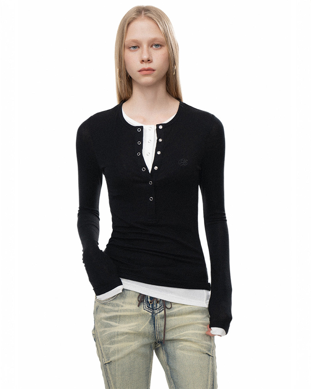 OFFSOUL ヨーロピアン&アメリカンホットガールズスリムフィット&スリムフェイクツーピースエンブロイダリートップス秋/冬用厚手ヘンリーネック長袖Tシャツ女性用 NOCTONE