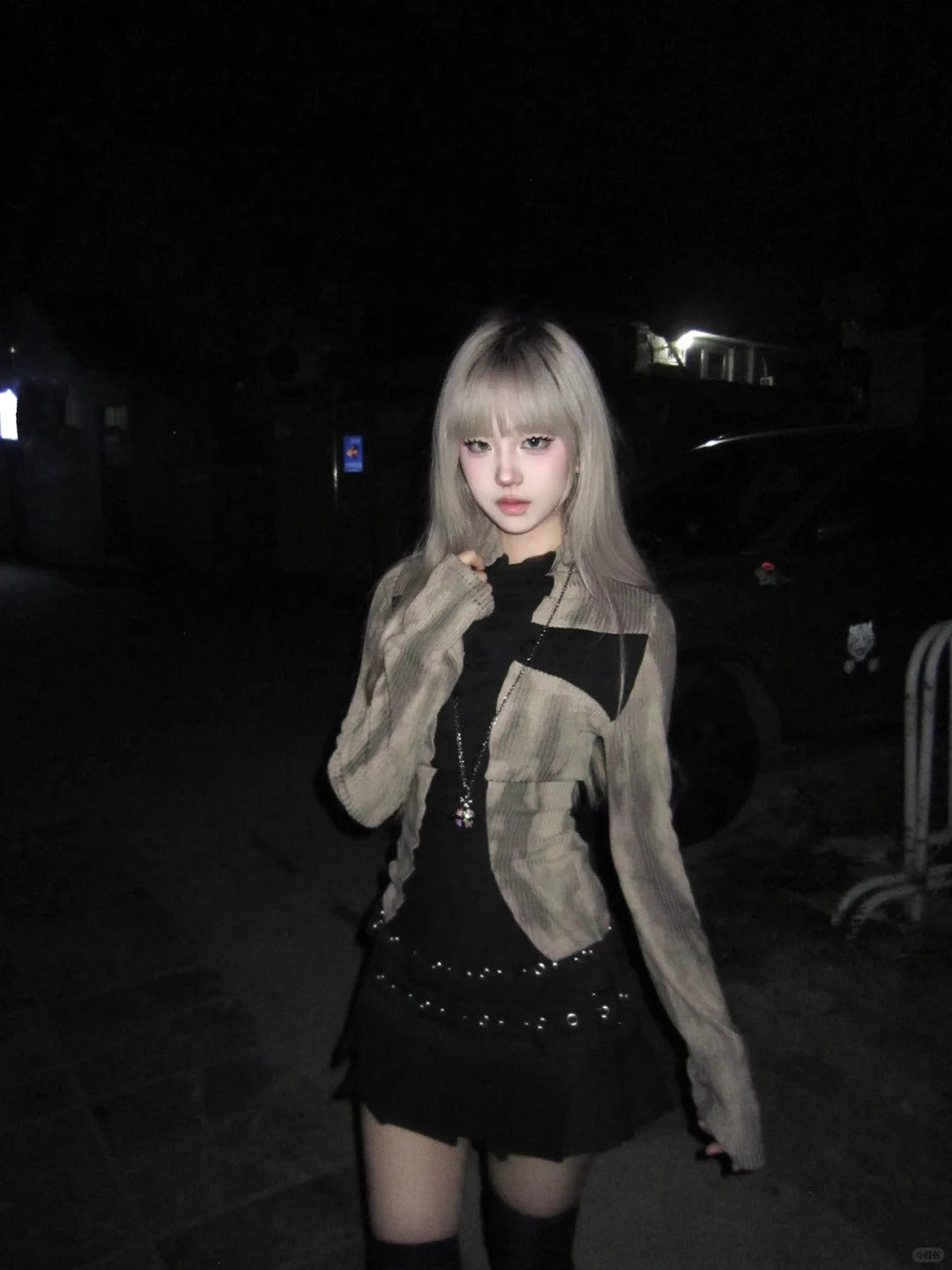 [正しいバージョン] オリジナルクロスミレニアムフェンスリムホットガールロングスリーブTシャツニットウェアパンクストリートニッチ NOCTONE