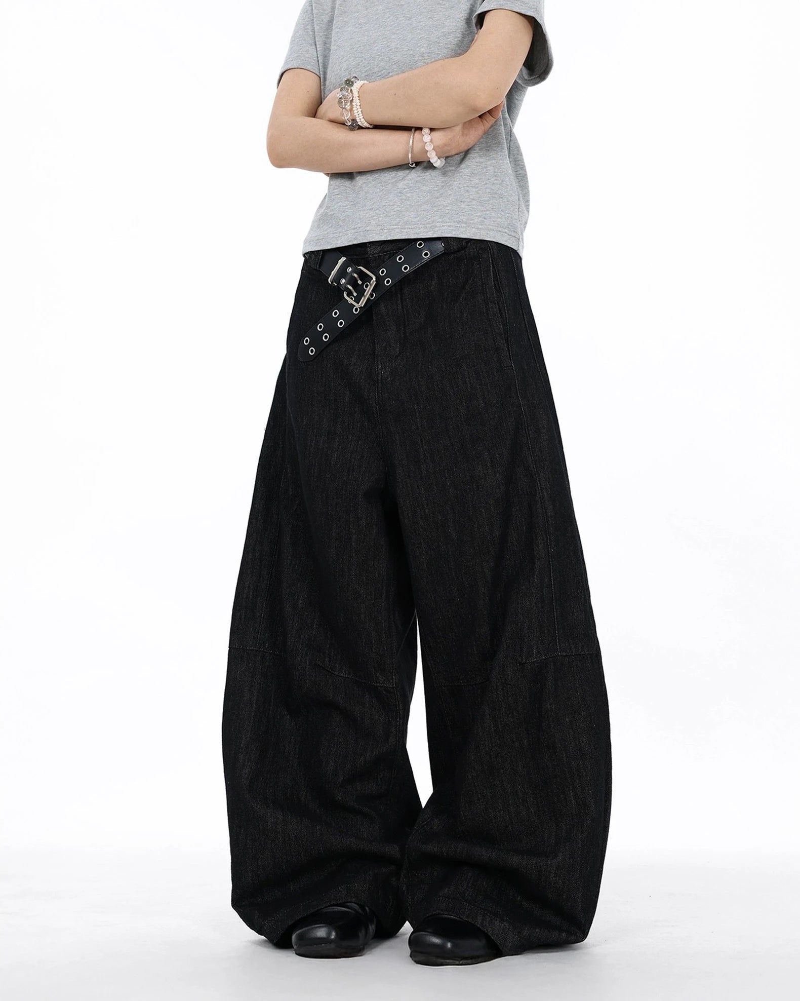 Vintage Clean Fit Wide Leg Jeans