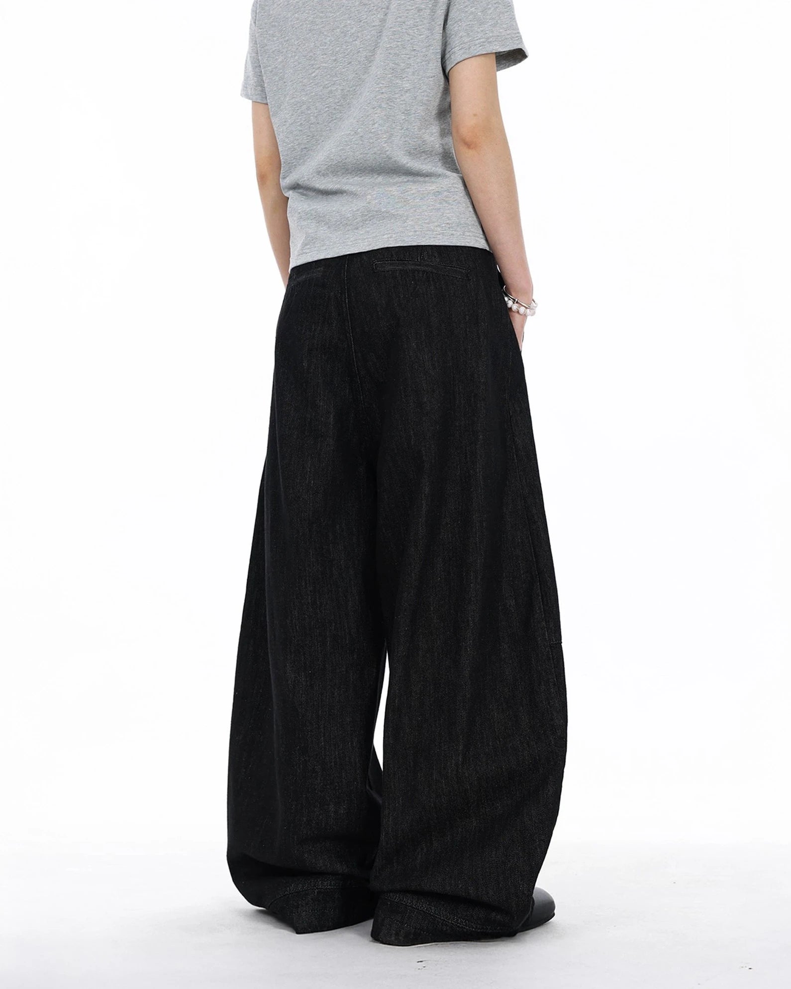 Vintage Clean Fit Wide Leg Jeans