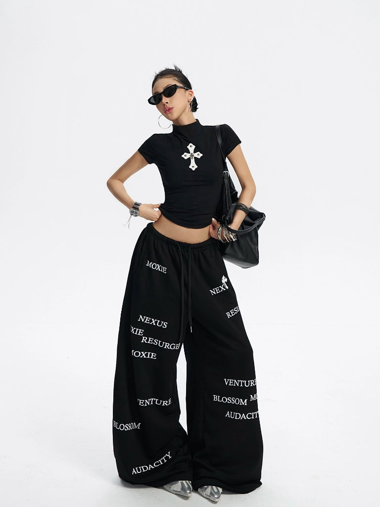 女性用ワイルドゼロブラックTシャツ夏用アメリカンスリムフィットスリムデザインニッチショルダースモールハイネック半袖トップ NOCTONE